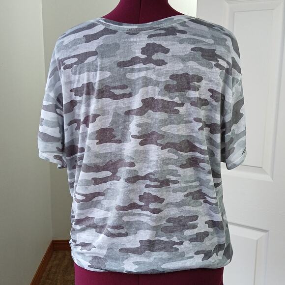 Lucky Brand Camo Side Tie Tee 2X green multi camouflage lightweight semi-sheer - Picture 3 of 11